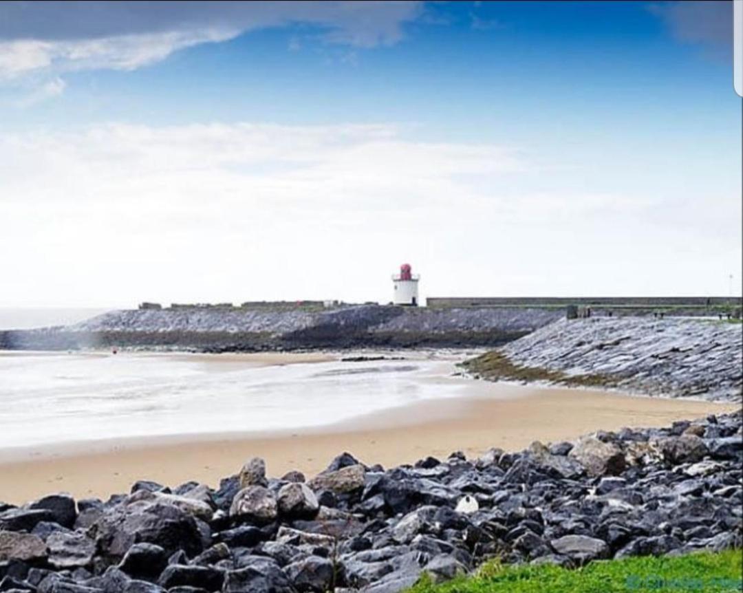 Harbour Loft! Newly Refurbished 3 Bed Flat! Apartment Burry Port Exterior photo